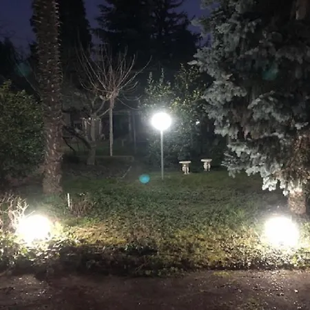 Casa Stella Malpensa بيت ضيافة *